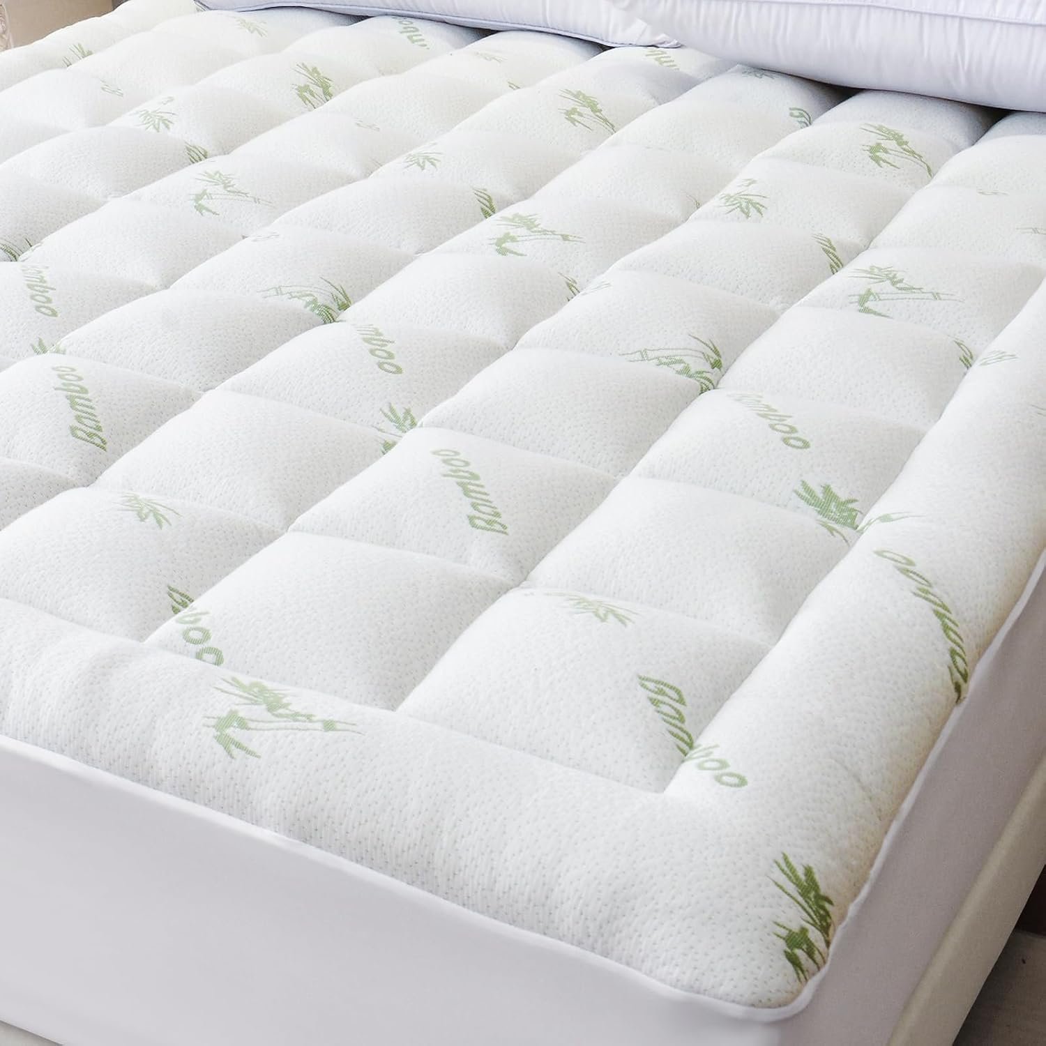 Cooling Mattress Topper Queen – Extra Soft Pillow Top Mattress Pad, Breathable Viscose Made from Bamboo Mattress Protector for Back Pain Relief, Deep Pocket Cover Fits 8–21 Inch